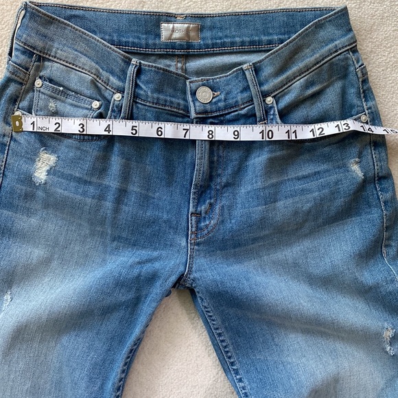 Like new MOTHER Undone Hem Dropout Cliffhanger crop denim jeans - Picture 16 of 16